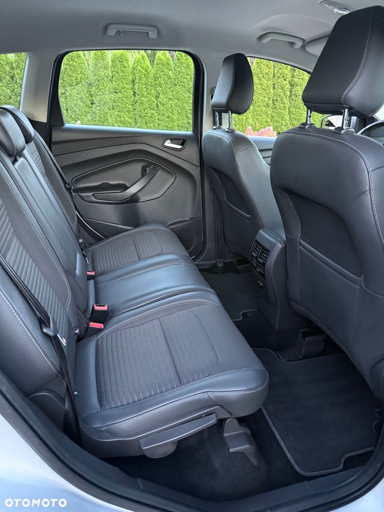 Ford Kuga 2.0 TDCi 4WD Titanium - 31
