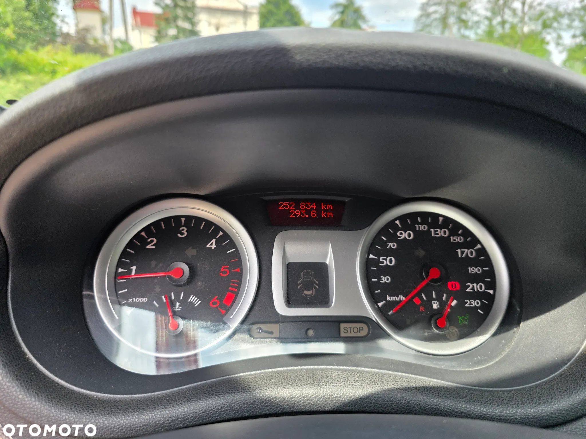 Renault Clio 1.5 dCi 90 FAP TomTom Edition - 11