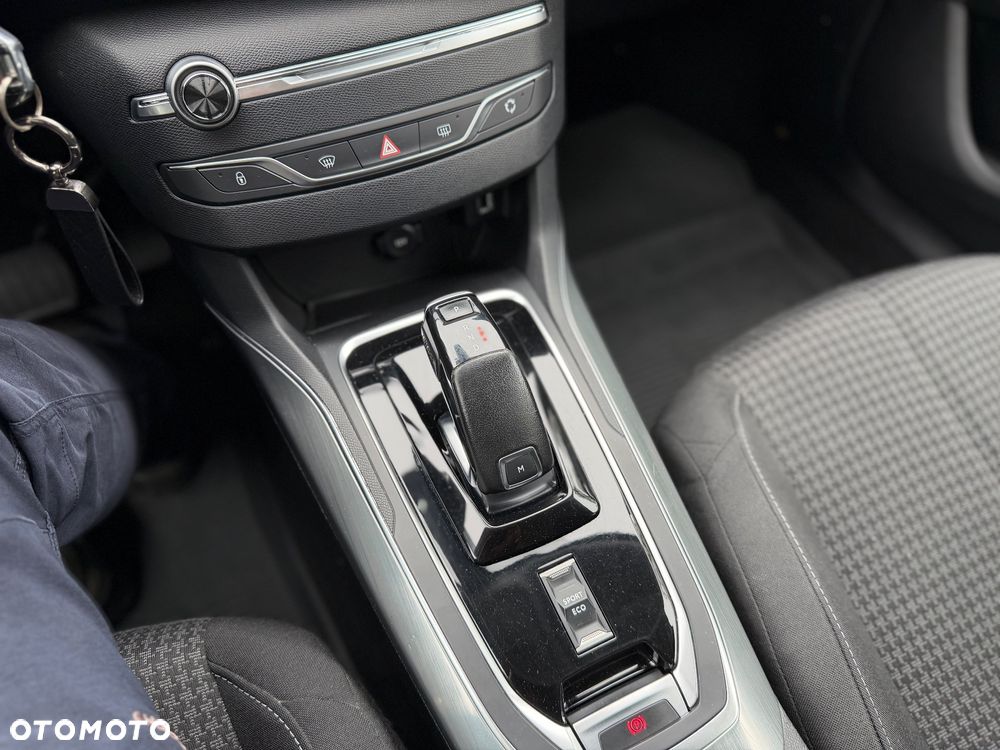 Peugeot 308 BlueHDi 130 EAT8 Stop & Start Active Pack - 25