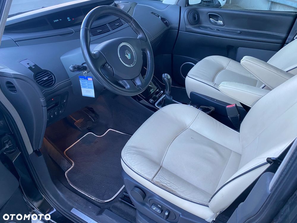 Renault Grand Espace 2.0 dCi Initiale - 9
