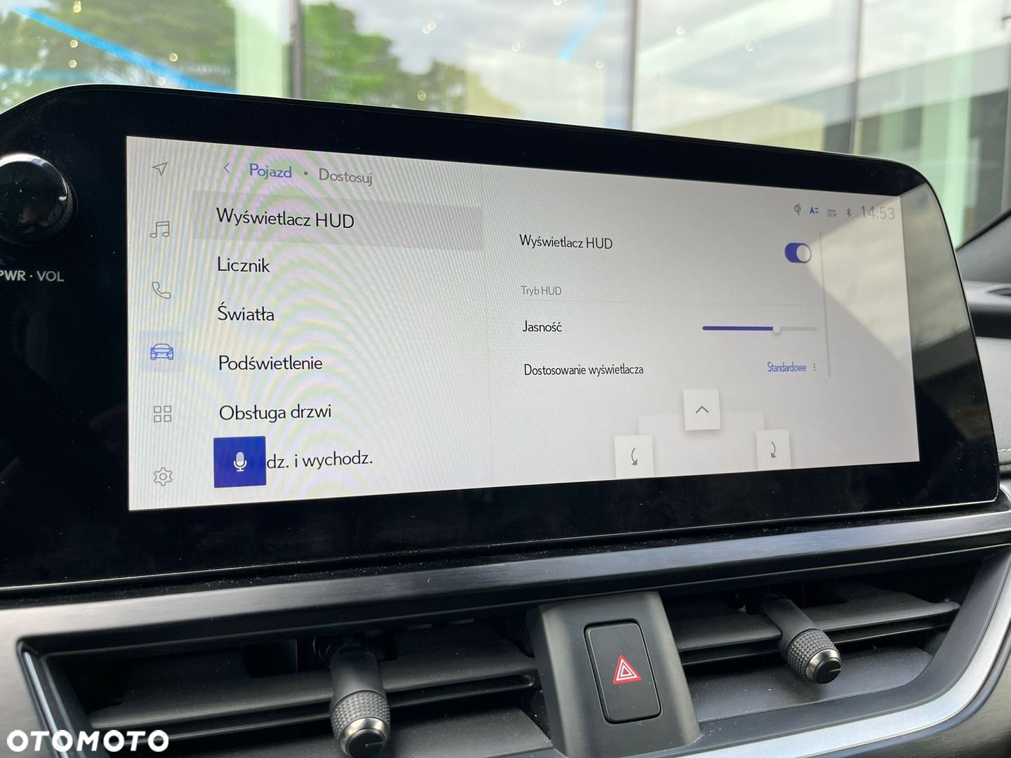 Lexus UX - 14