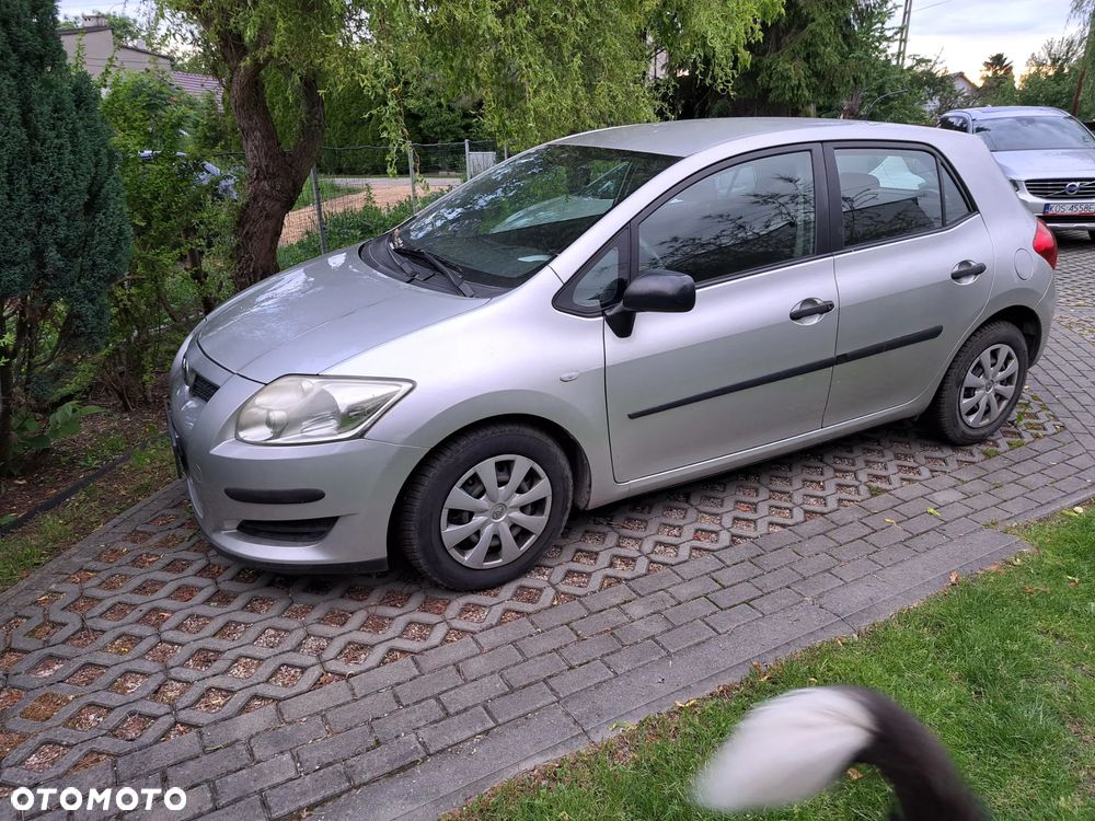 Toyota Auris - 1