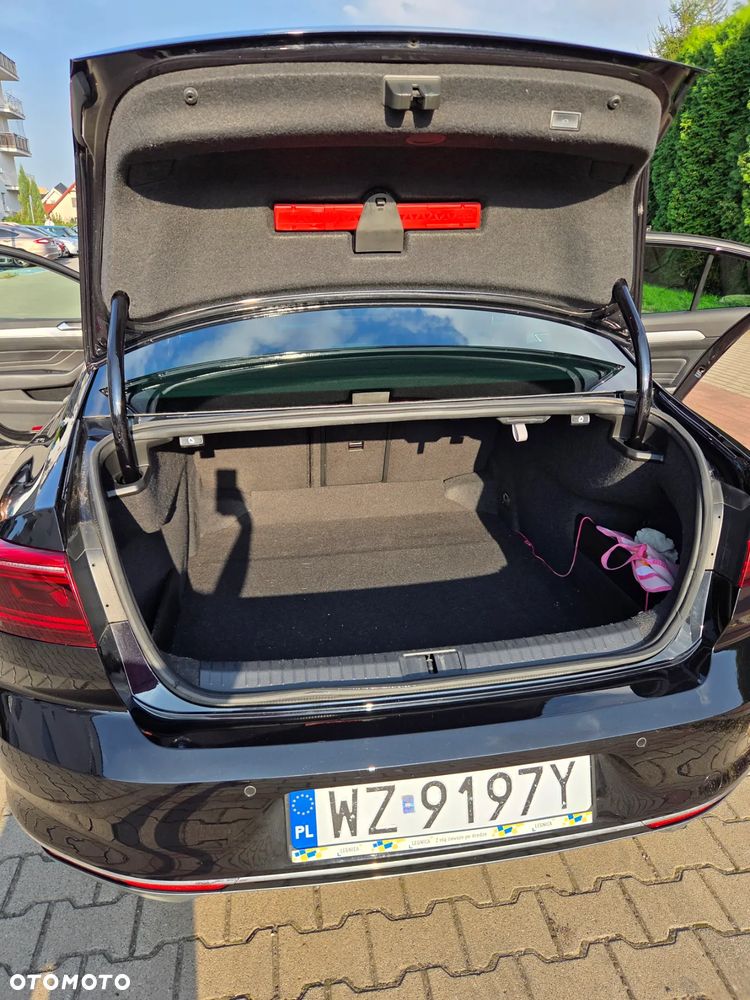 Volkswagen Passat 1.5 TSI EVO Elegance DSG - 21