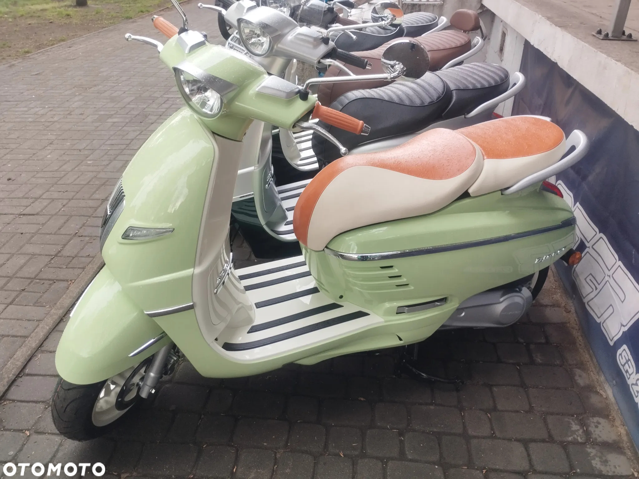 Peugeot Django - 5