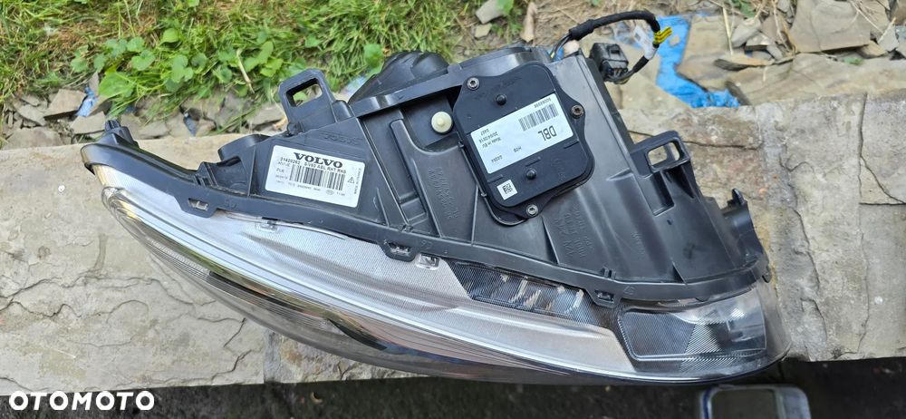 Lampy XENON S60 V60 - 7