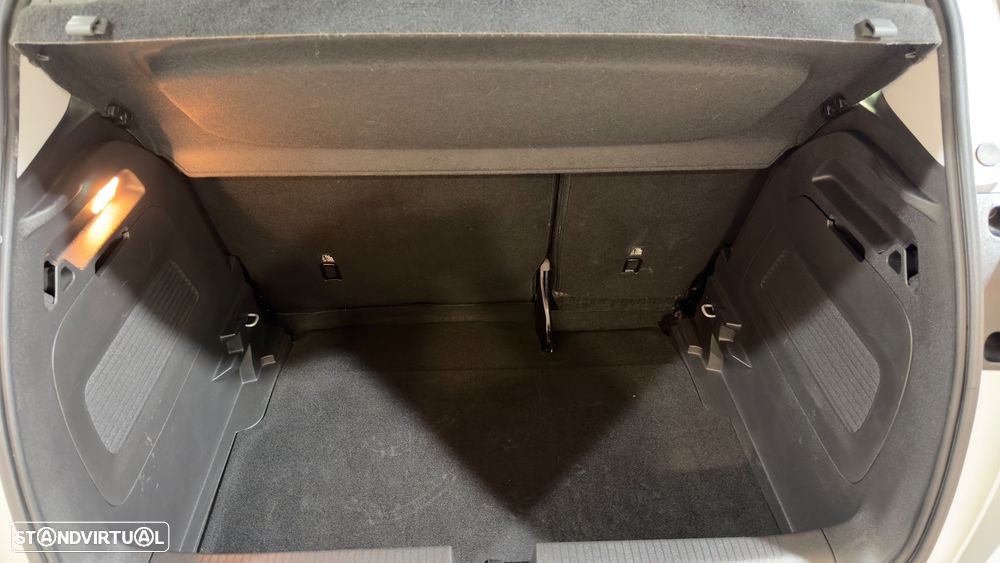 Opel Crossland X 1.2 T Edition J17 - 31