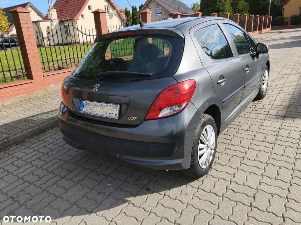 Peugeot 207 - 4