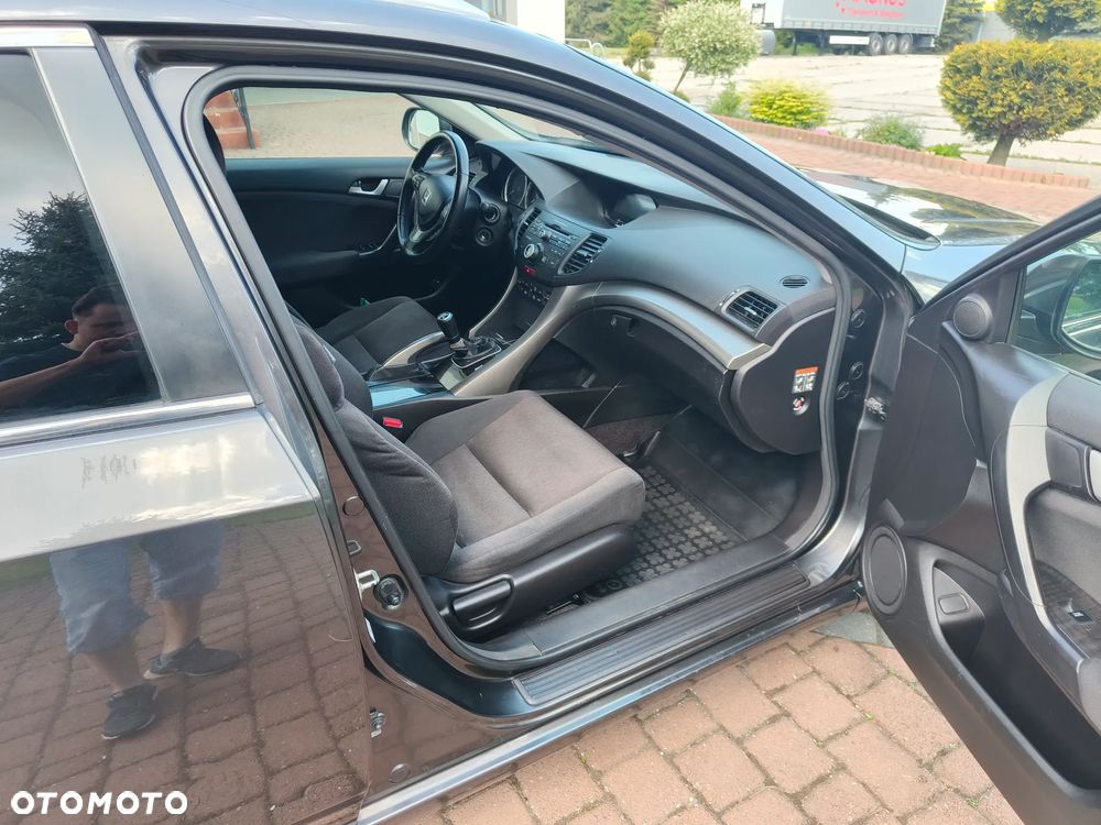 Honda Accord 2.2d Executive - 11