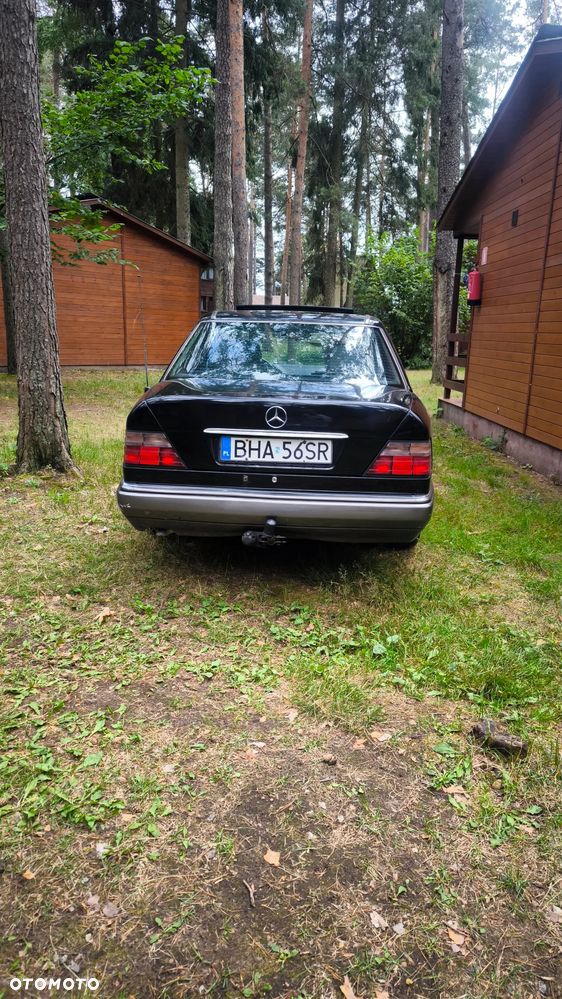 Mercedes-Benz Klasa E 250 D Elegance - 7
