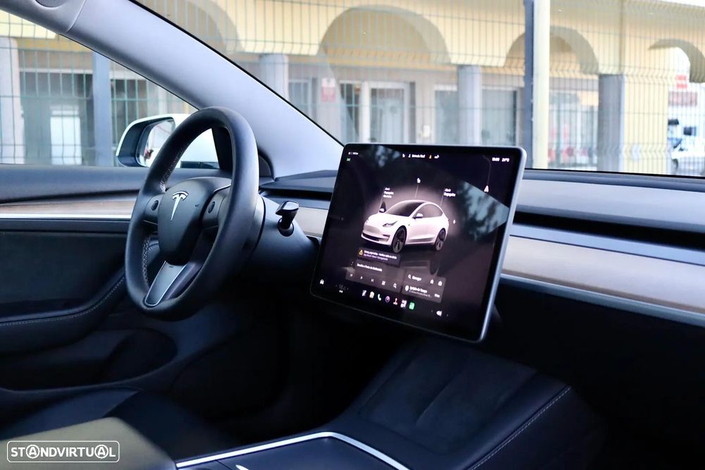 Tesla Model 3 Standard Range Plus RWD - 25