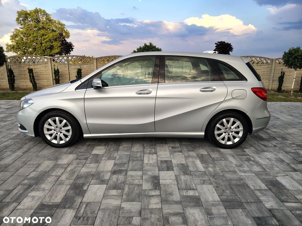 Mercedes-Benz Klasa B 180 BlueEFFICIENCY Edition Style - 7