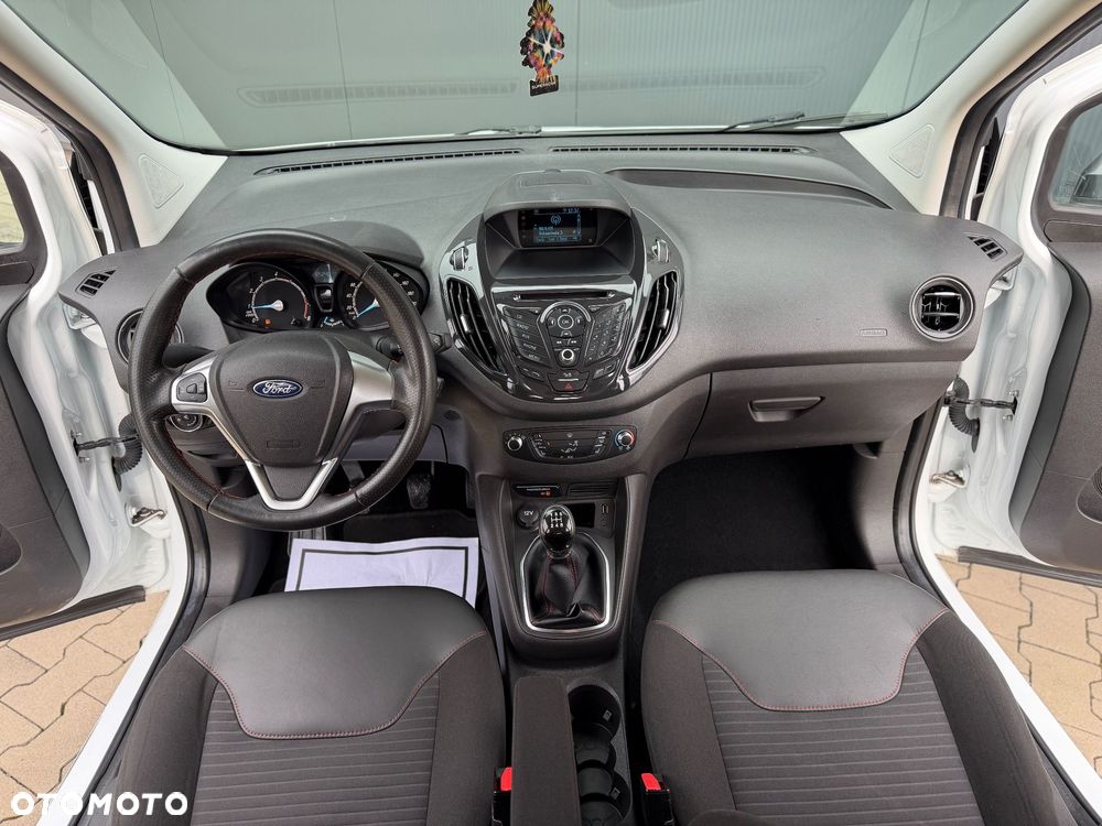 Ford Tourneo Courier 1.0 EcoBoost Titanium - 7
