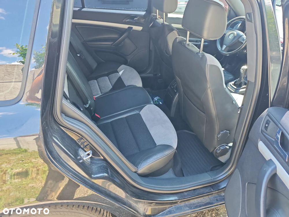 Skoda Octavia 2.0 TDI RS - 10