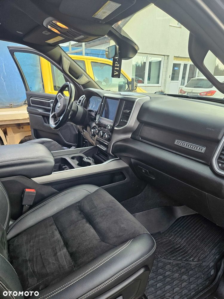 RAM 1500 - 7