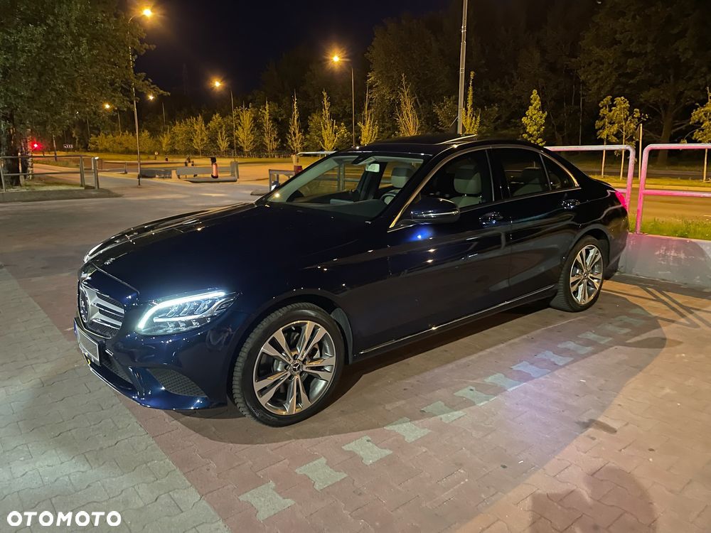 Mercedes-Benz Klasa C 300 4Matic 9G-TRONIC Avantgarde - 11