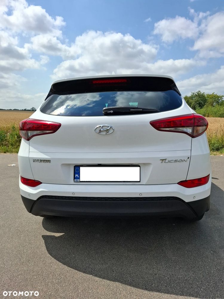 Hyundai Tucson 1.6 GDI BlueDrive GO 2WD - 9