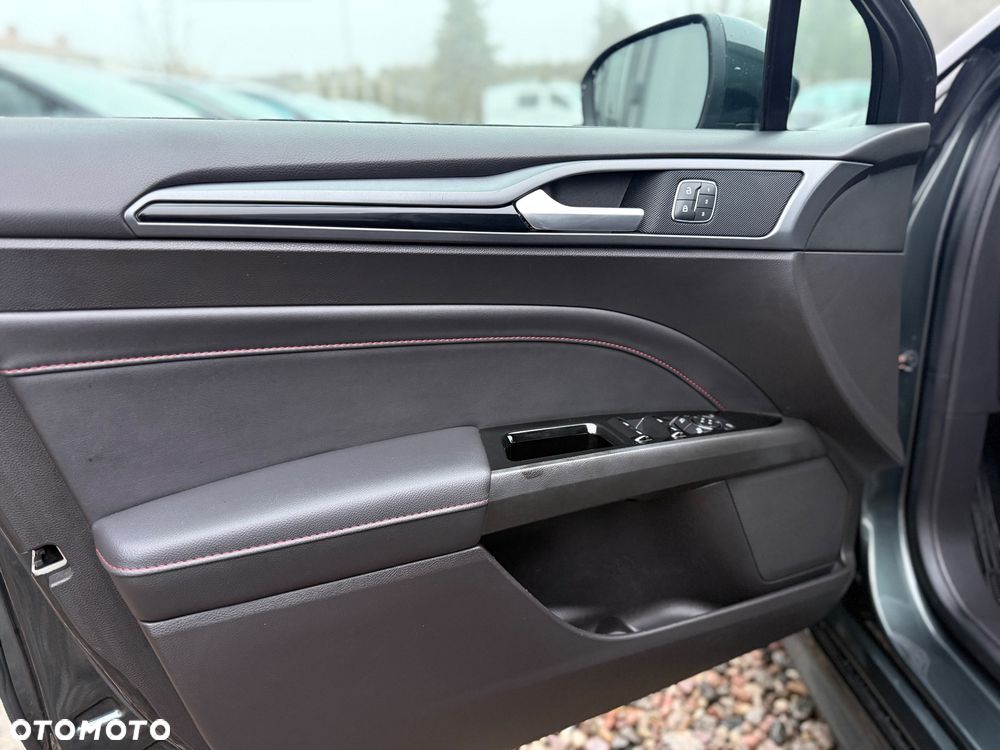 Ford Mondeo 2.0 TDCi ST-Line X - 33