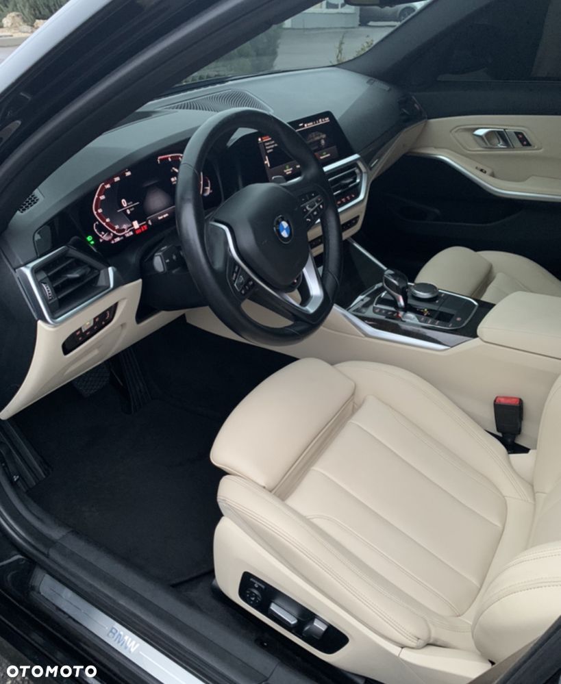 BMW Seria 3 330i xDrive Luxury Line - 6