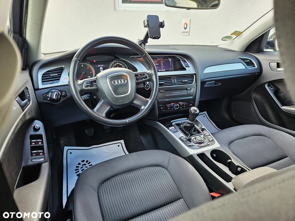 Audi A4 Avant 2.0 TDI - 6