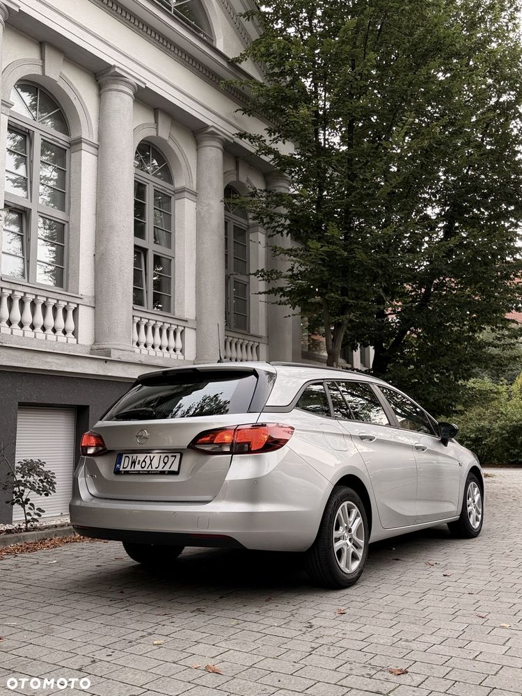 Opel Astra - 4