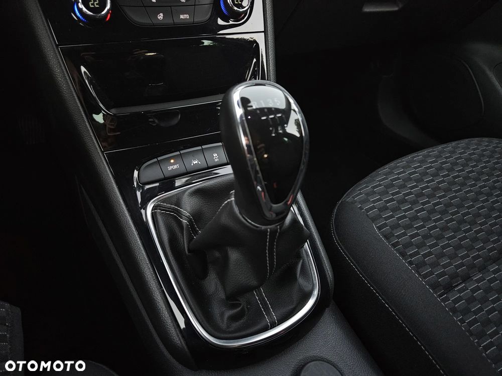 Opel Astra 1.4 Turbo Dynamic - 13