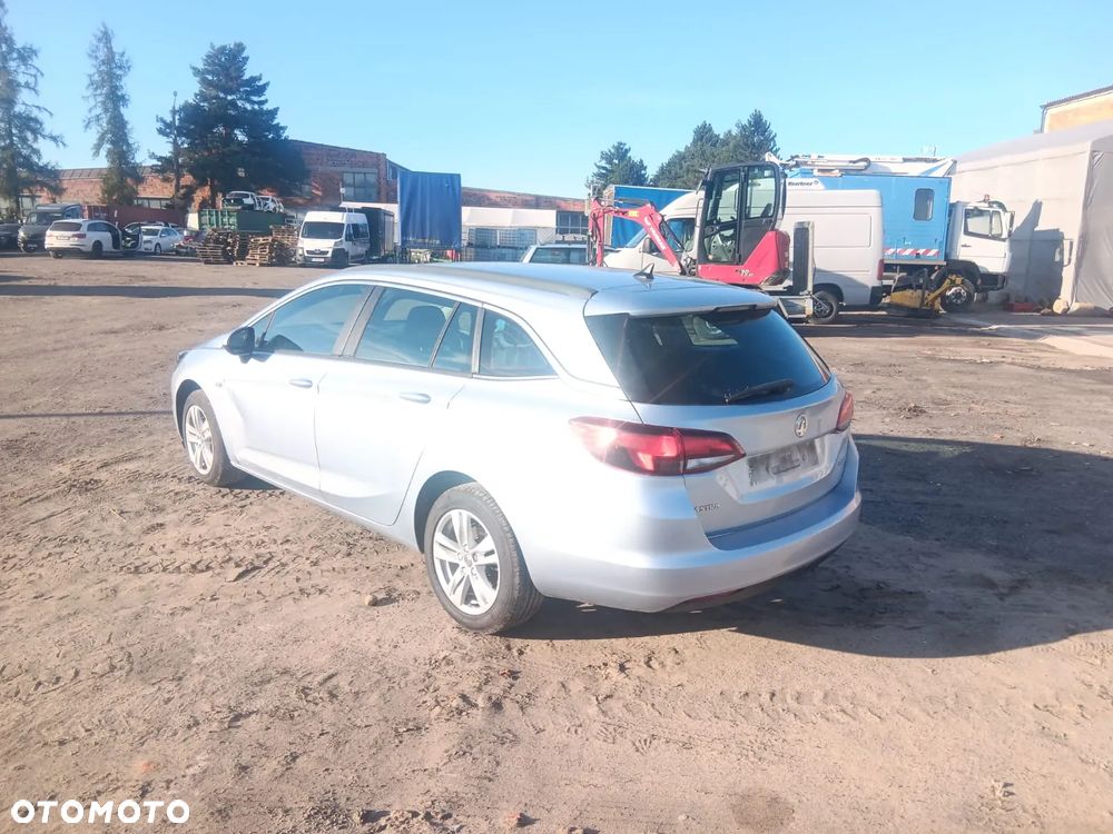 Opel Astra - 7