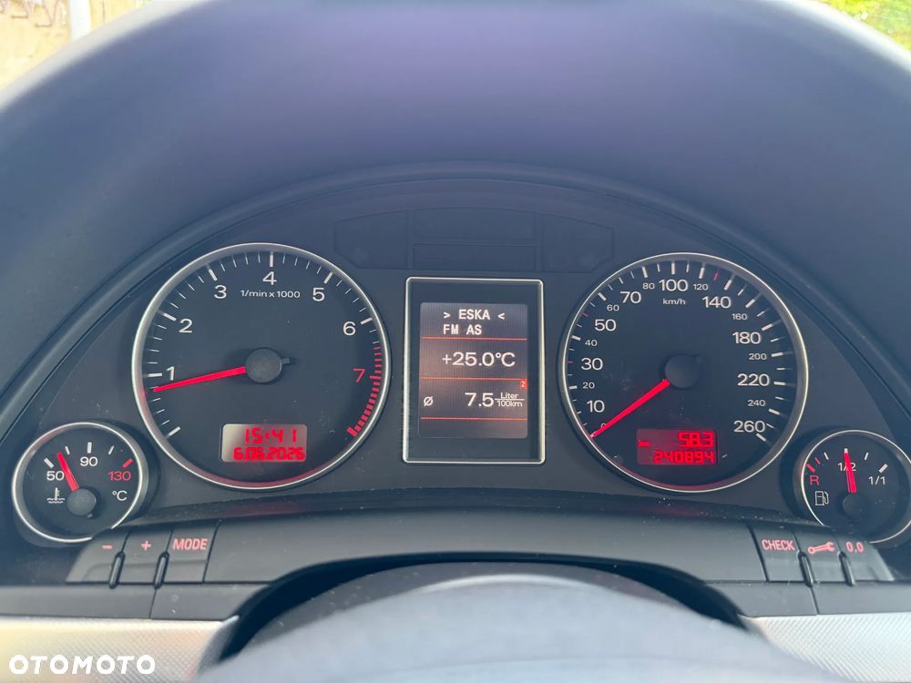 Audi A4 Avant 1.8T - 10