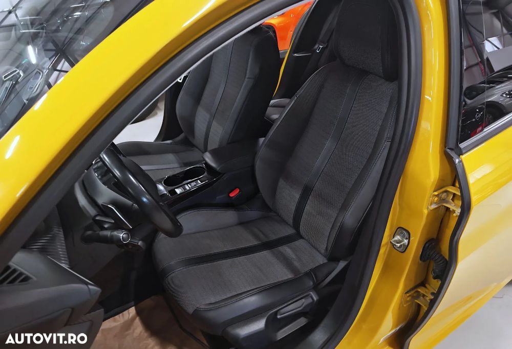 Peugeot 208 PureTech 100 EAT8 Allure Pack - 9
