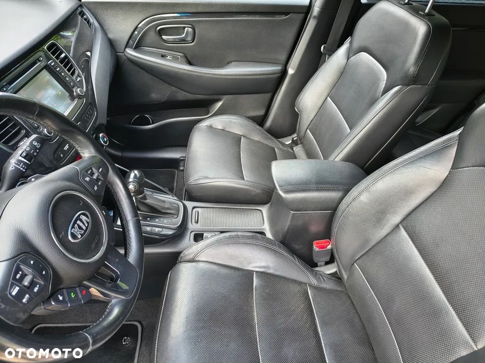 Kia Carens 1.7 CRDi Spirit - 19