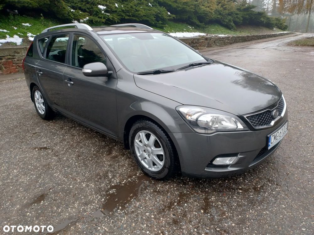 Kia Ceed 1.6 Crdi Comfort + - 3