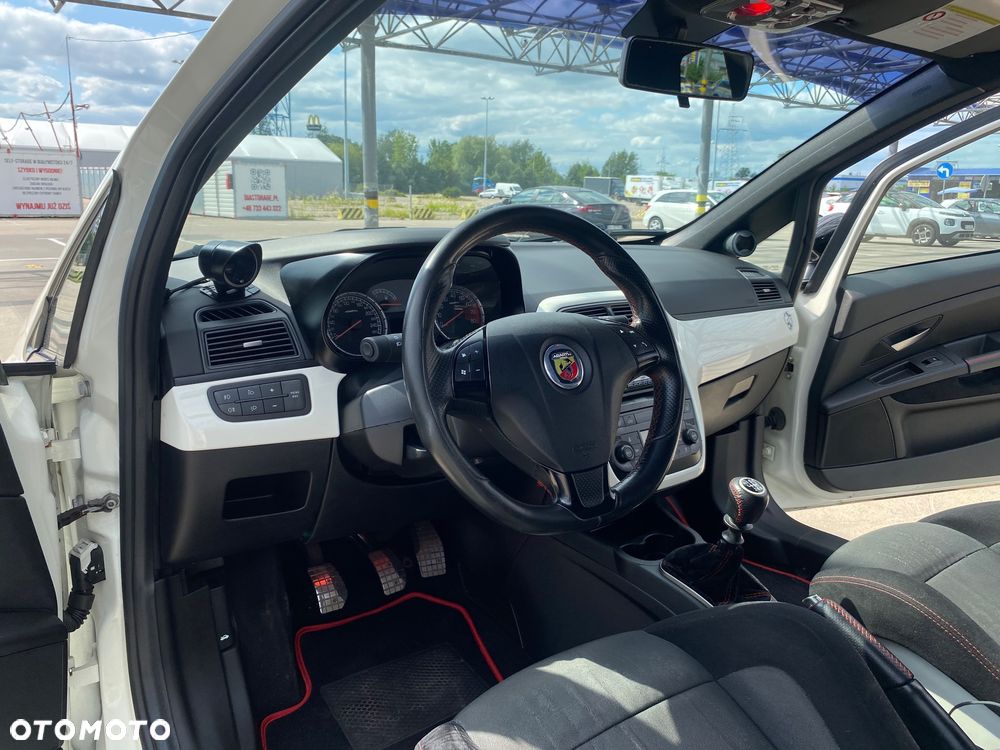 Abarth Grande Punto - 12