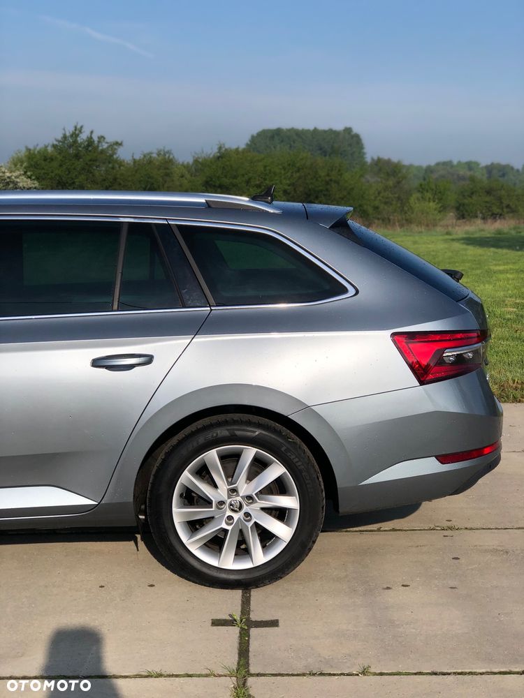 Skoda Superb 2.0 TDI DSG Style - 6