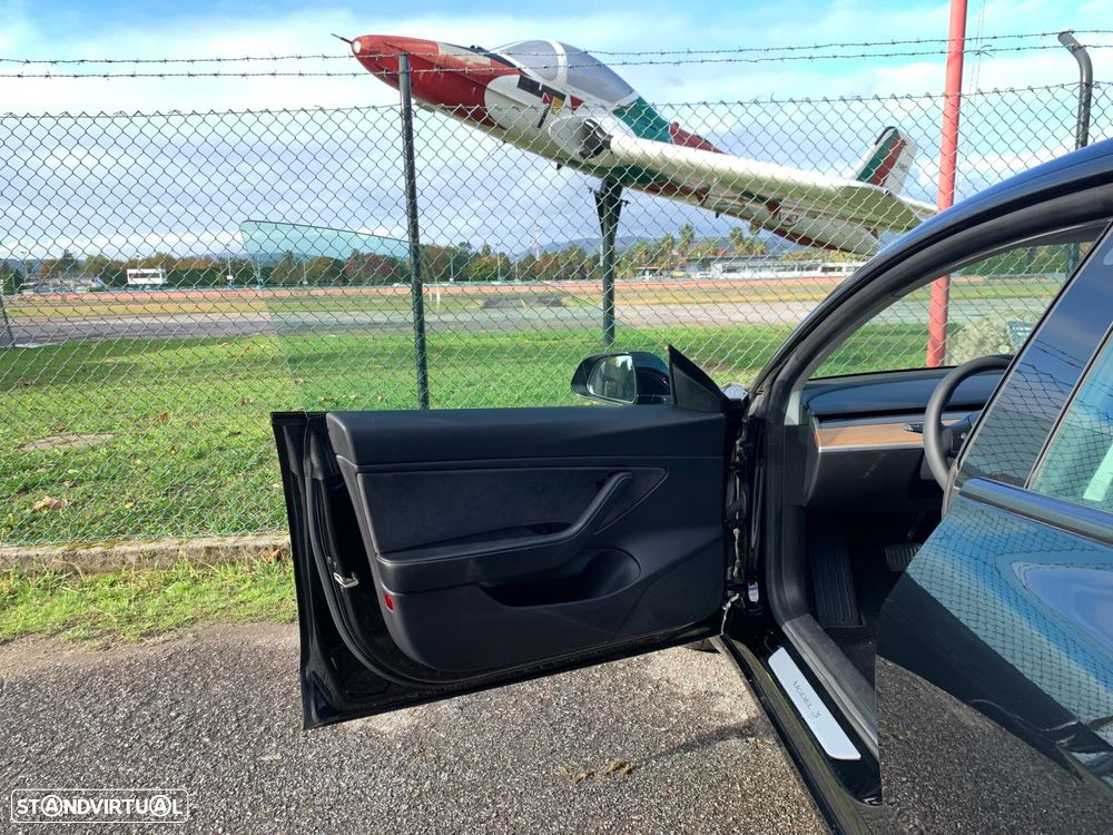 Tesla Model 3 Tração Traseira - 42
