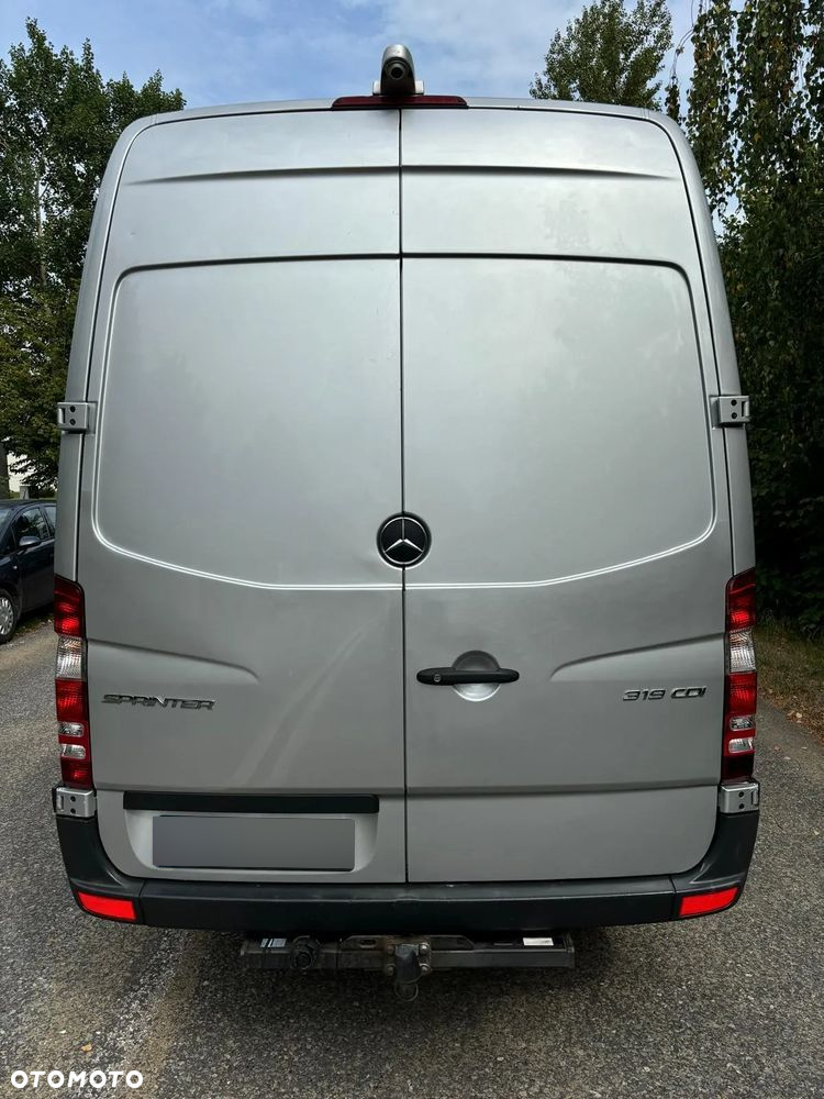 Mercedes-Benz SPRINTER - 4