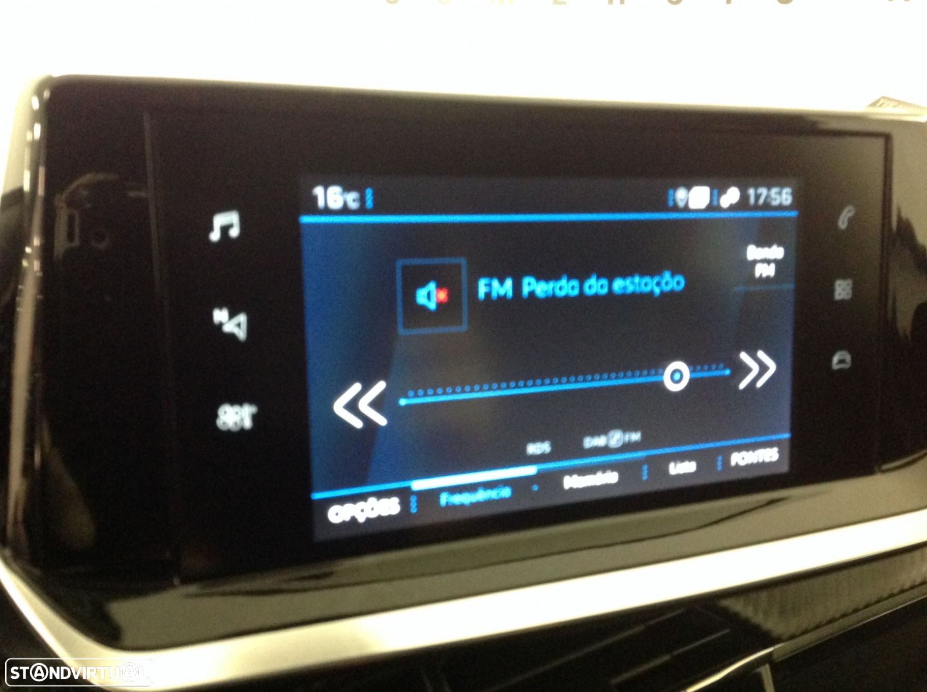 Peugeot 208 1.2 PureTech Allure - 19