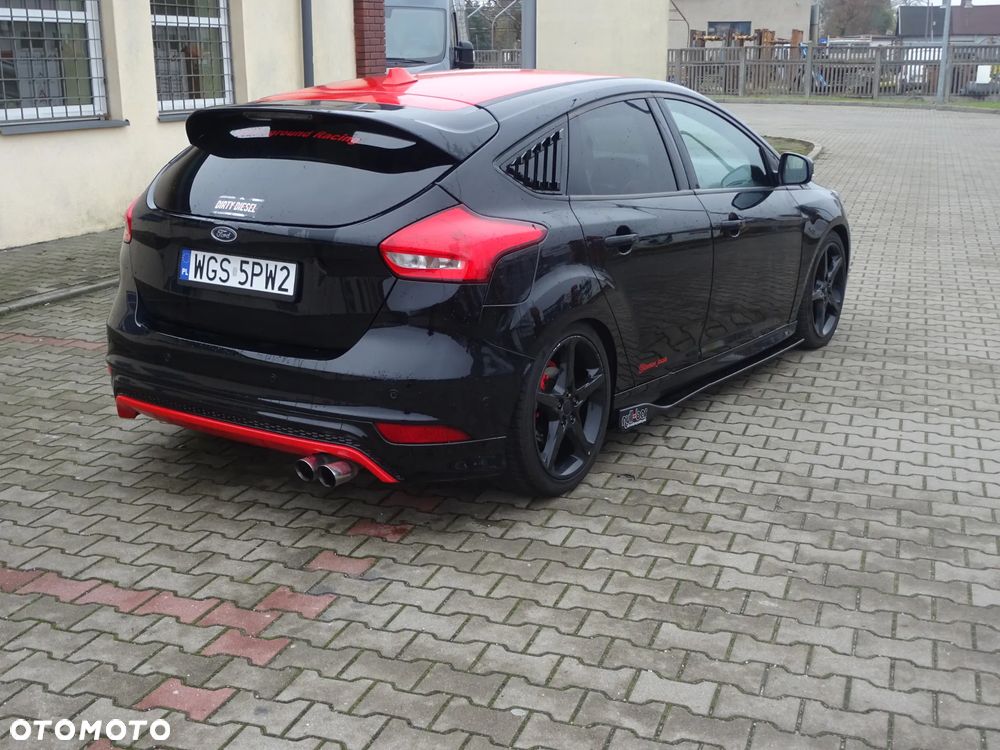 Ford Focus 2.0 TDCi ST-Line Red ASS - 4