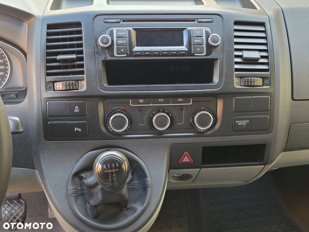 Volkswagen Transporter T5 - 21