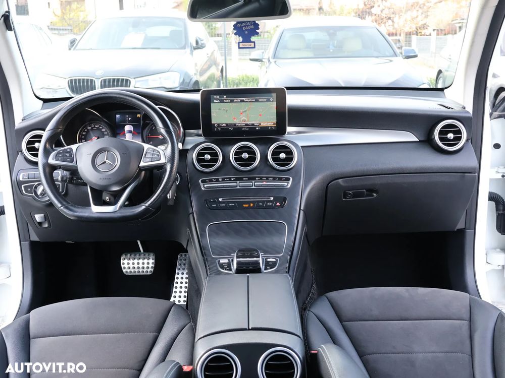 Mercedes-Benz GLC 250 d 4MATIC 9G-TRONIC AMG Line - 16