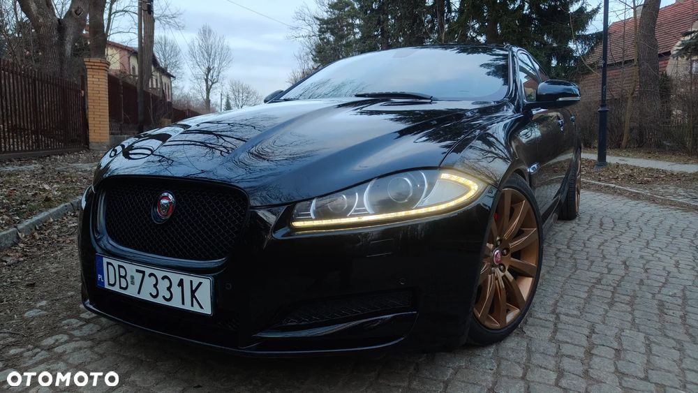Jaguar XF 3.0 V6 D Portfolio - 3