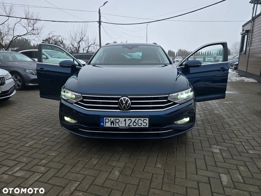 Volkswagen Passat - 23
