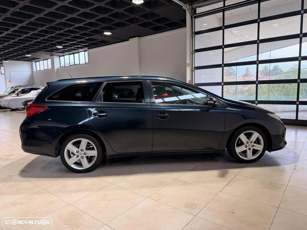 Toyota Auris Touring Sports 1.4 D-4D Com+P.Sport +Navi - 8