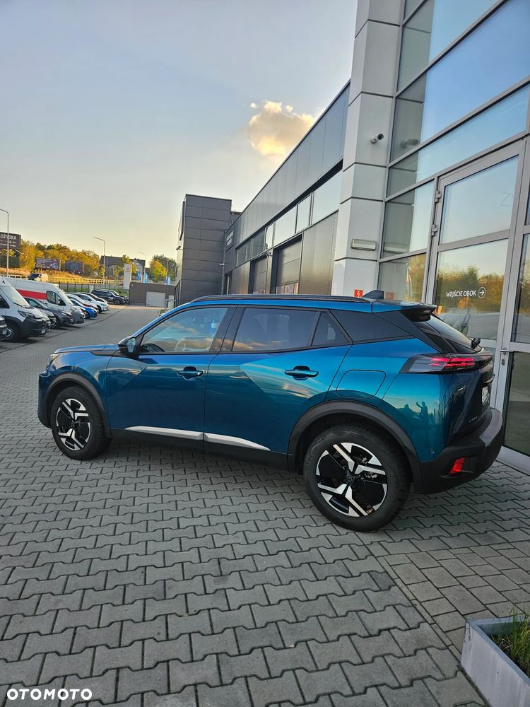 Peugeot 2008 PureTech 100 Allure S&S BVM6 - 5