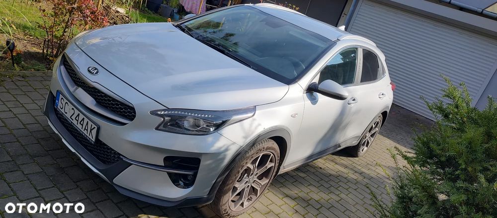 Kia XCeed 1.5 T-GDI M DCT - 4