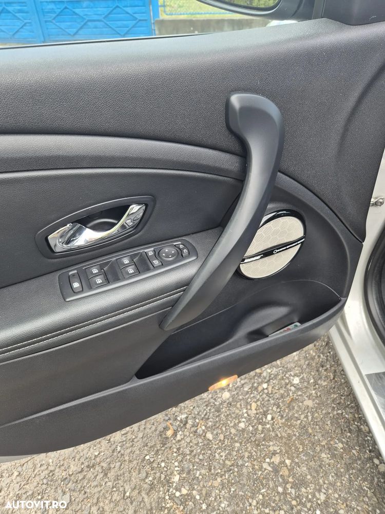 Renault Megane ENERGY dCi 110 Start & Stop Bose Edition - 5