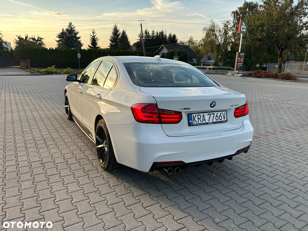 BMW Seria 3 328i xDrive - 4