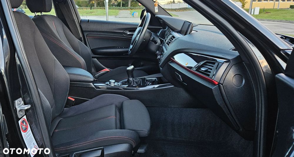 BMW Seria 1 116d EfficientDynamics Sport Line - 11