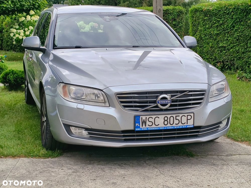 Volvo V70 D2 Momentum - 2