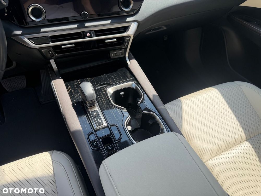 Lexus RX 350h Prestige - 24