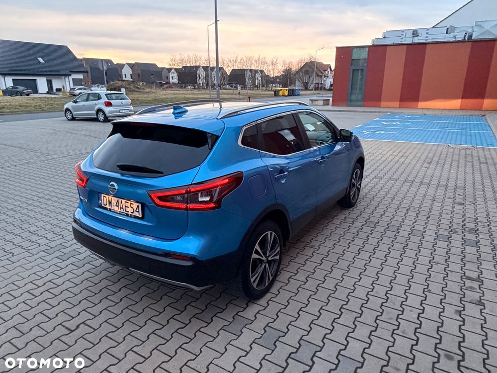 Nissan Qashqai 1.5 dCi N-Connecta - 10