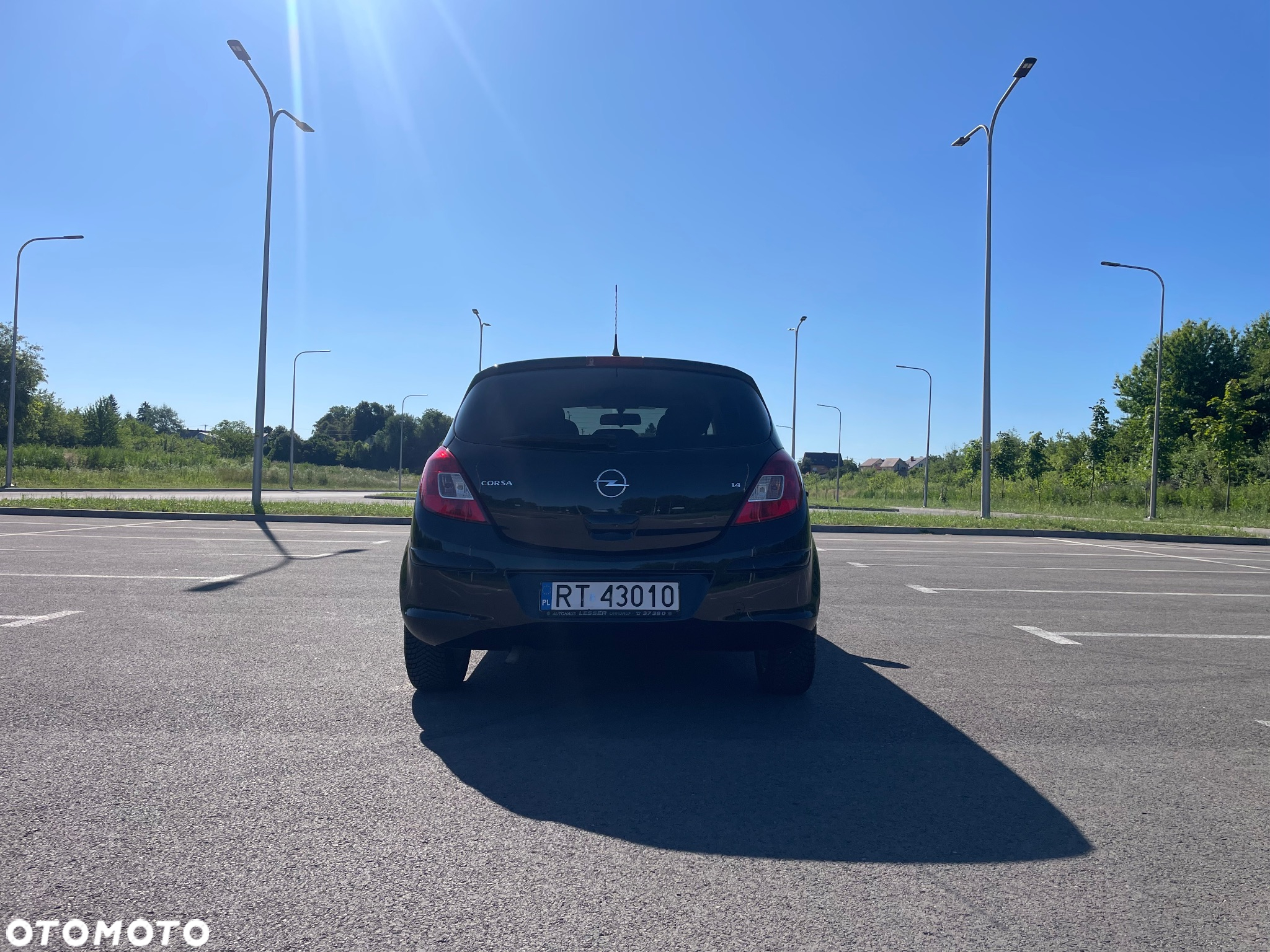 Opel Corsa 1.4 16V Cosmo - 6